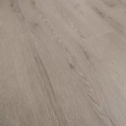 Swiss Campagnia Oak 10mm Wide & Long Plank Laminatgulv